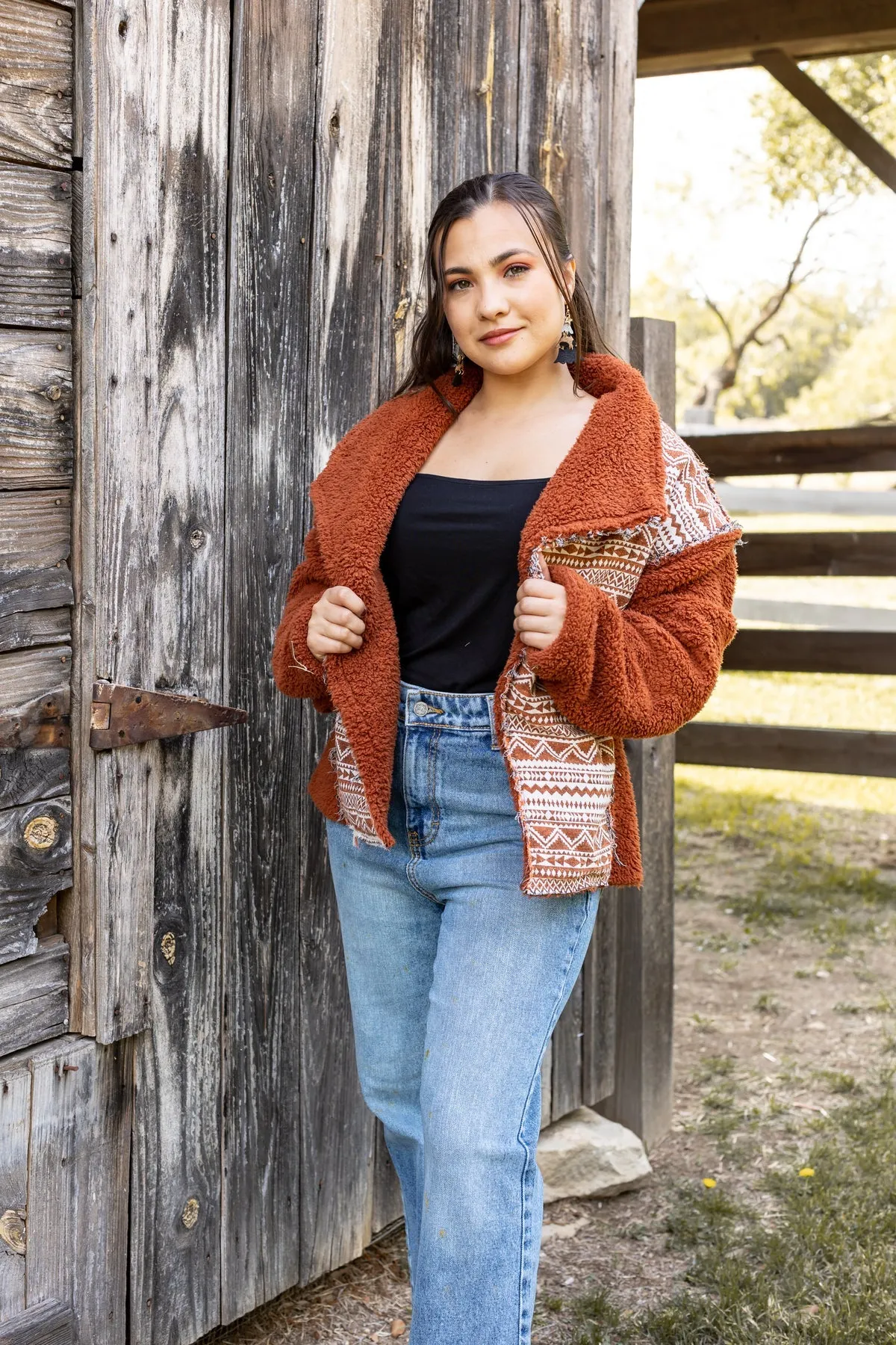 The Cherokee Cabin Aztec Sherpa - Rust